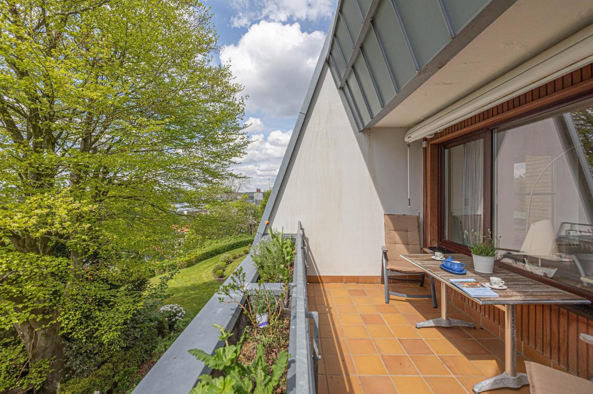 Fewo1846 - Eastside - Komfortables Apartment Im 2 Og Mit Balkon Und Tg-Stellplatz Фленсбург Экстерьер фото